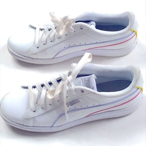 PUMA VIKKY  V2 WHITE WOMEN SHOES SIZE 8.5 - Picture 1 of 10